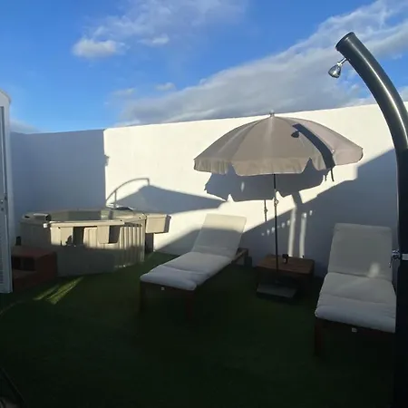 Villa La Duomo Di Vulcano *