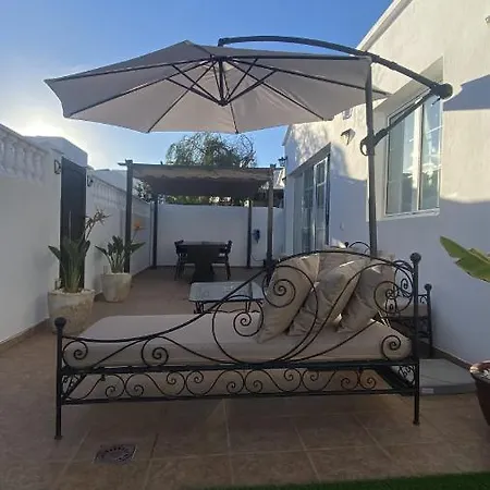 La Duomo Di Vulcano Villa Playa Honda (Lanzarote)