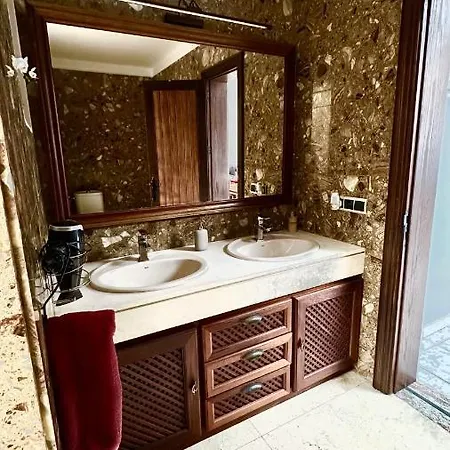 La Duomo Di Vulcano *