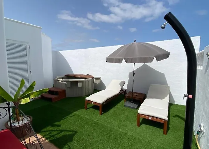 Βίλα La Duomo Di Vulcano Playa Honda (Lanzarote)